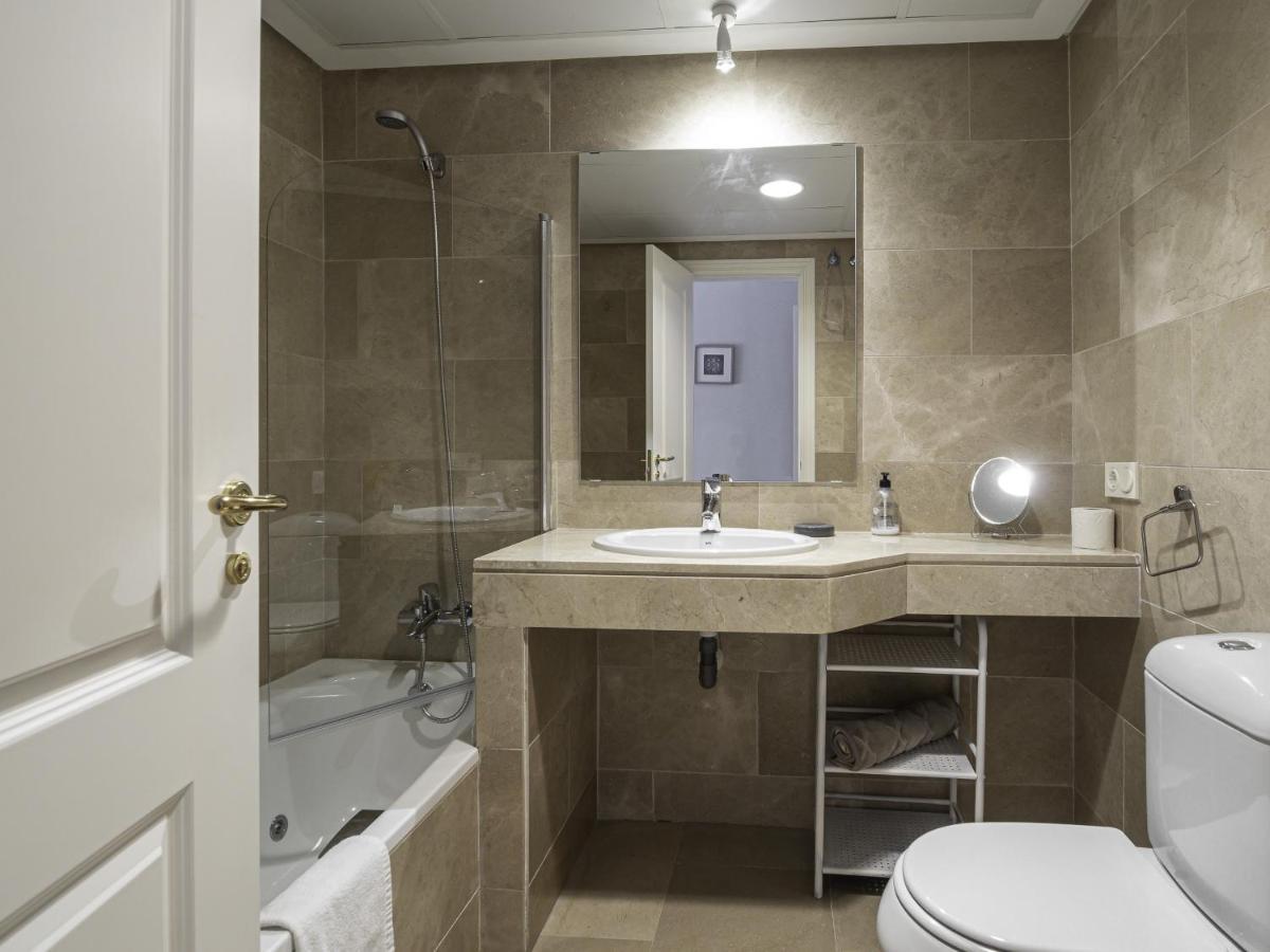 2311-Modern Apt With Sea And Pool Views San Luis de Sabinillas Luaran gambar